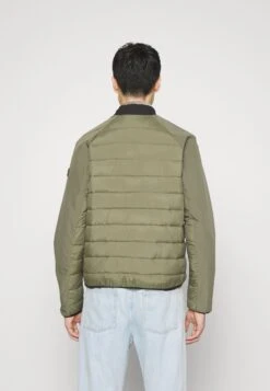 TOM TAILOR Denim Padded JacketGiubbotto BomberDusty Olive Green Uomo Giacche TO722T07U-M11 -Tom Tailor 00d483eb39ad4d78bba95c37ef7462de