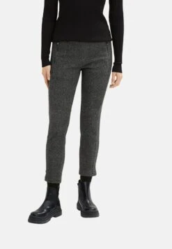 Tom Tailor Pantaloni SportiviBlack White Structure Design Donna Pantaloni TO221A0I3-Q11 21 Tom Tailor Pantaloni SportiviBlack White Structure Design Donna Pantaloni TO221A0I3-Q11 -Tom Tailor 01a87791ed7e4a3c83f88150cb6d5c69