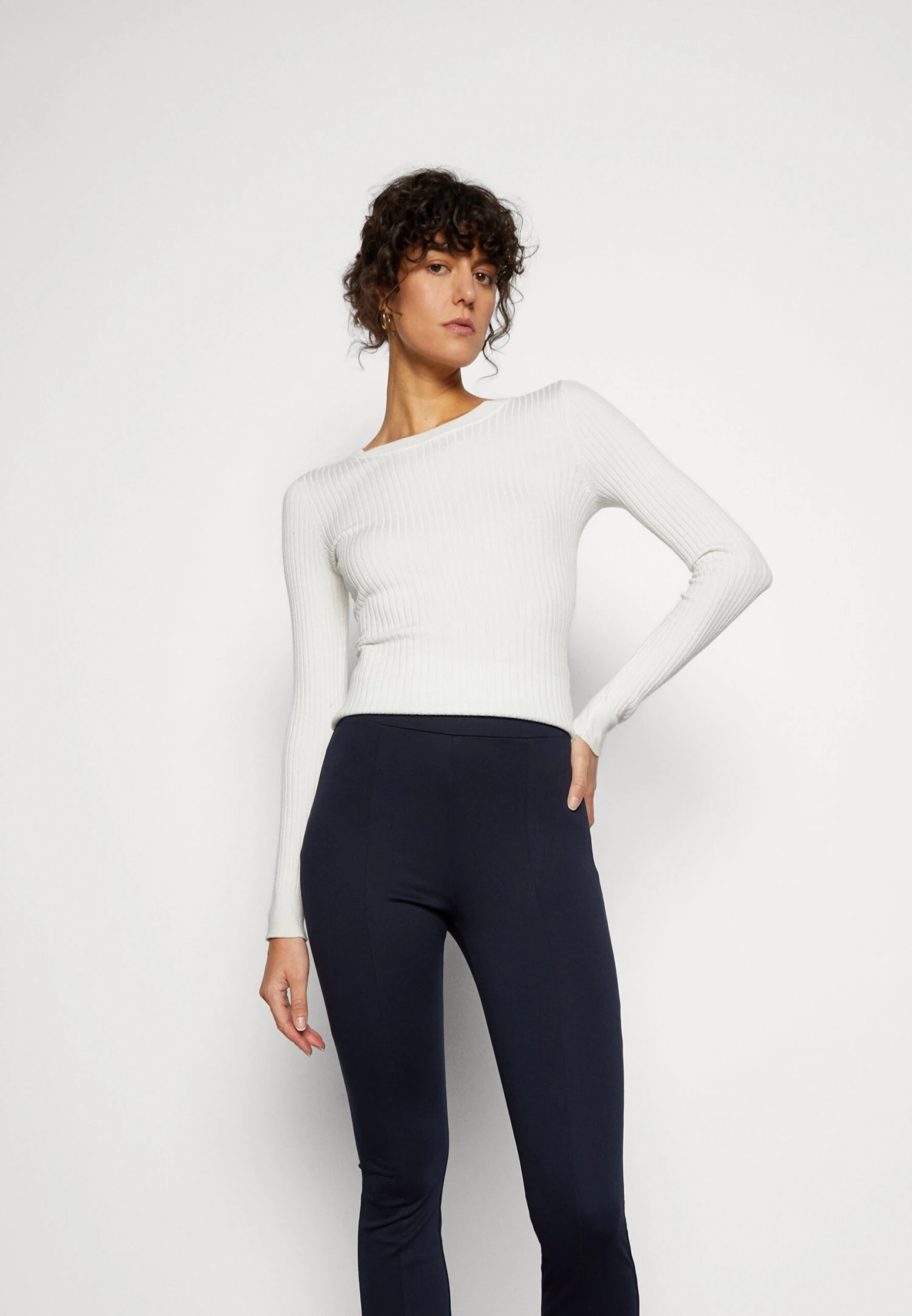 TOM TAILOR Denim Flared PantaloniSky Captain Blue Donna Pantaloni TO721A0AE-K11 6 TOM TAILOR Denim Flared PantaloniSky Captain Blue Donna Pantaloni TO721A0AE-K11 - immagine 4