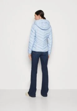 TOM TAILOR Denim Lightweight Quilted JacketGiacca Da Mezza StagioneBrunnera Blue Donna Giacche E Blazer TO721U04Q-K13 -Tom Tailor 05d5162942e942cbab123524dcdbefb3