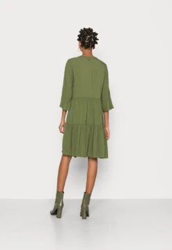 TOM TAILOR Denim Babydoll - Vestito Estivo - Cypress Olive 9 TOM TAILOR Denim Babydoll - Vestito Estivo - Cypress Olive -Tom Tailor 0cdcc9828df04b9e9ec06d0d824c4018