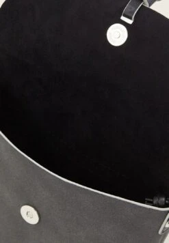 TOM TAILOR Denim Ida - Borsa A Tracolla - Dark Grey 8 TOM TAILOR Denim Ida - Borsa A Tracolla - Dark Grey -Tom Tailor 0e933616c6134a429baad575324fcfa3