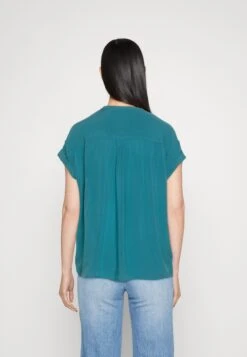 Tom Tailor Easy ShapeCamicettaPetrol Green Donna Camicie E Bluse TO221E14T-L11 10 Tom Tailor Easy ShapeCamicettaPetrol Green Donna Camicie E Bluse TO221E14T-L11 -Tom Tailor 118263616f4a404897d5be57ec0d40b8