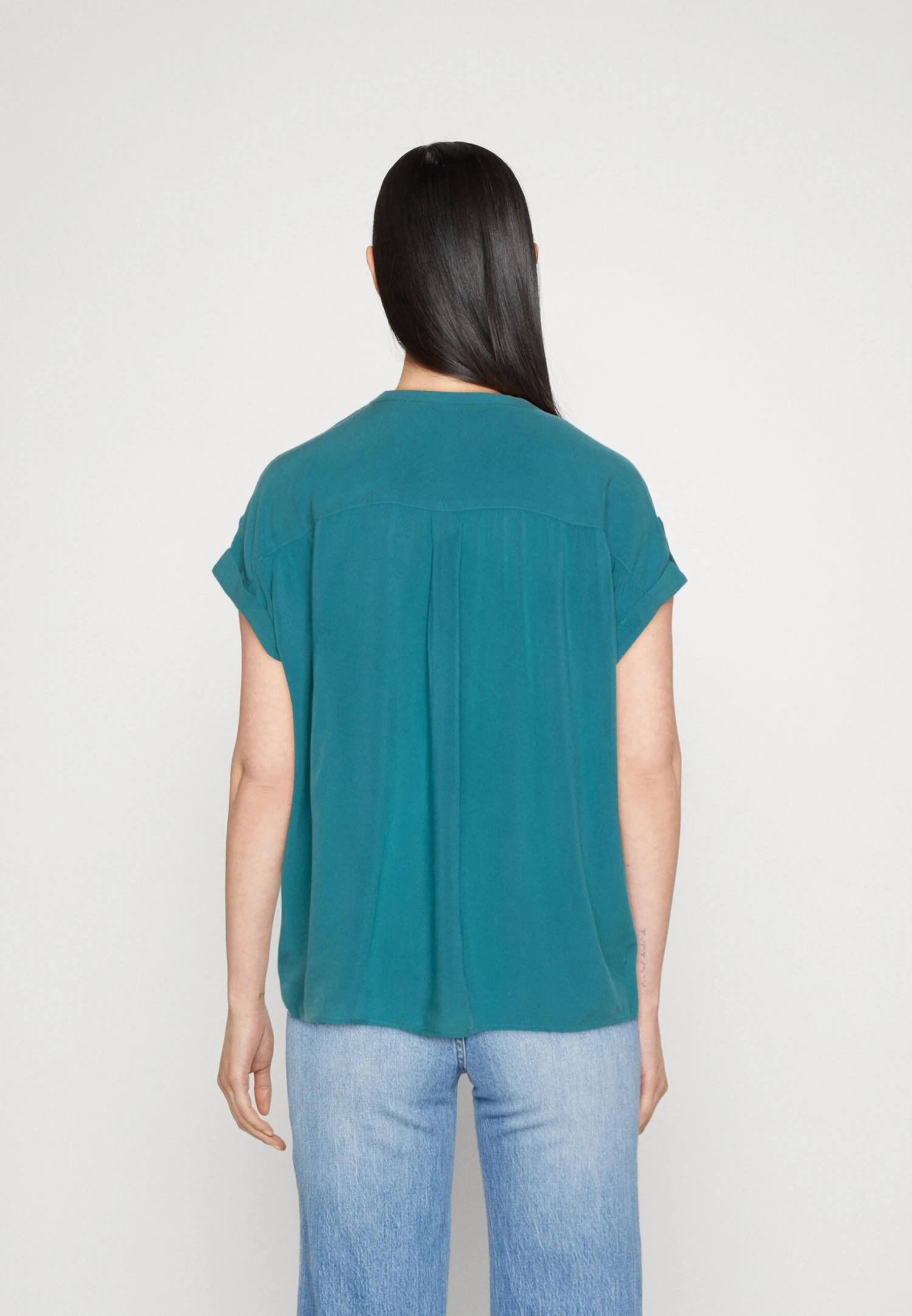 Tom Tailor Easy ShapeCamicettaPetrol Green Donna Camicie E Bluse TO221E14T-L11 5 Tom Tailor Easy ShapeCamicettaPetrol Green Donna Camicie E Bluse TO221E14T-L11 - immagine 3