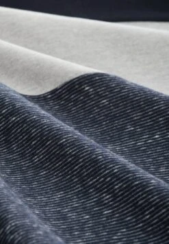 Tom Tailor Mit Blocking FelpaMiddle Grey Melange Uomo Maglieria E Felpe TO222S0EP-C11 13 Tom Tailor Mit Blocking FelpaMiddle Grey Melange Uomo Maglieria E Felpe TO222S0EP-C11 -Tom Tailor 1404800f1c7f43fd8375067eb68c69a9