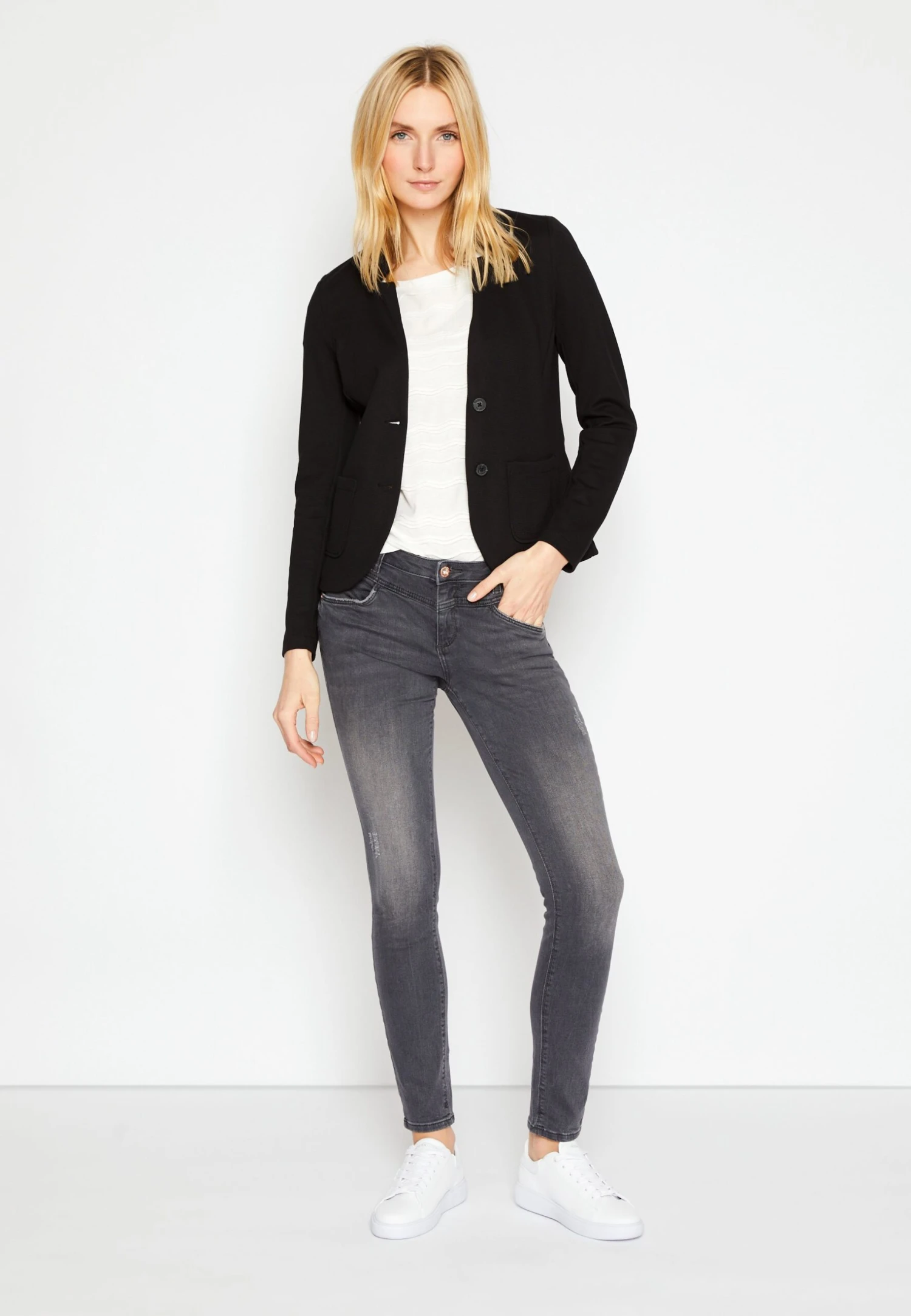 Tom Tailor Structured Ottoman BlazerBlazerDeep Black Donna Giacche E Blazer TO221G09P-Q11 4 Tom Tailor Structured Ottoman BlazerBlazerDeep Black Donna Giacche E Blazer TO221G09P-Q11 - immagine 2