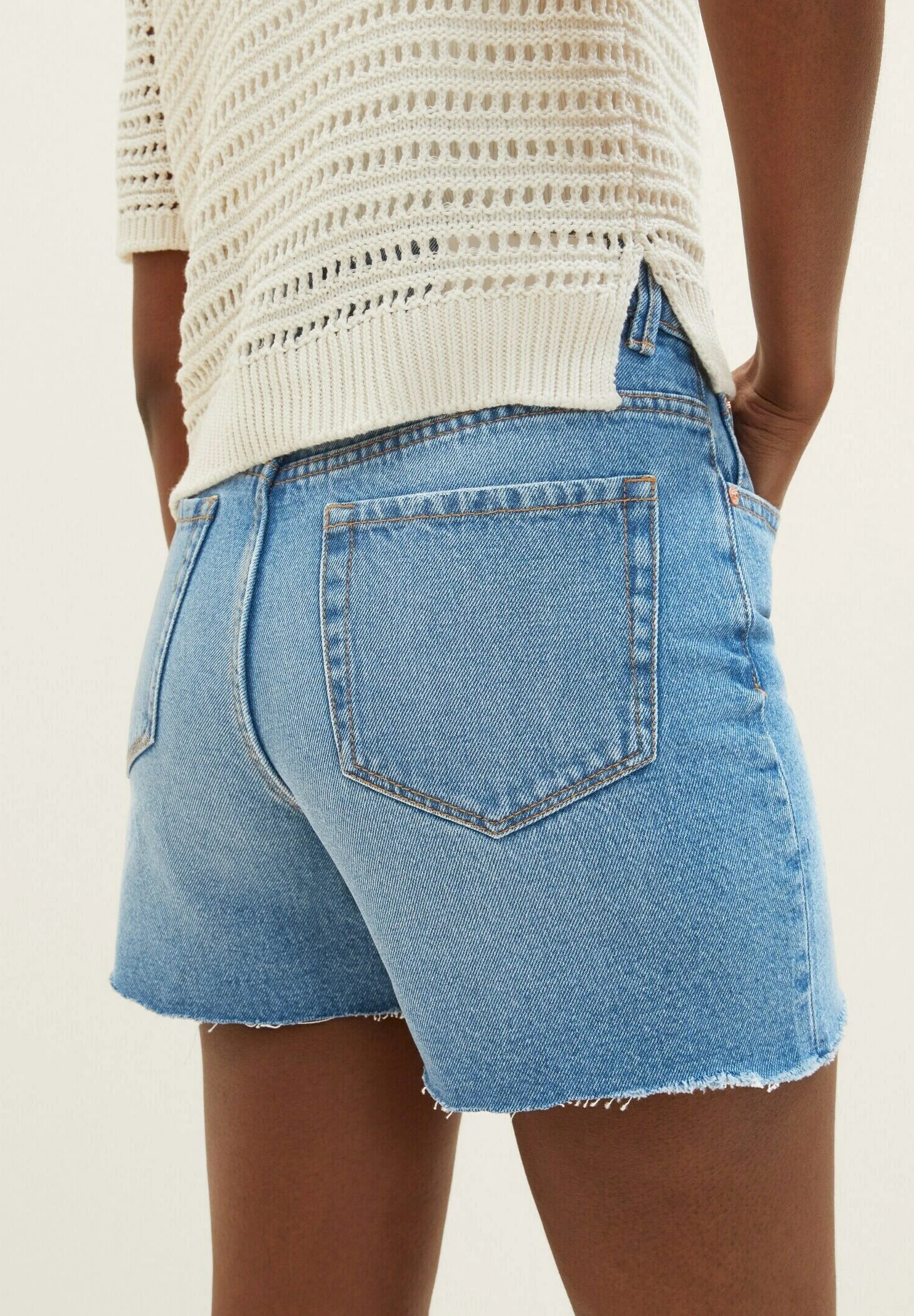 TOM TAILOR Denim MomShorts Di JeansUsed Mid Stone Blue Denim Donna Jeans TO721S03U-K11 8 TOM TAILOR Denim MomShorts Di JeansUsed Mid Stone Blue Denim Donna Jeans TO721S03U-K11 - immagine 6