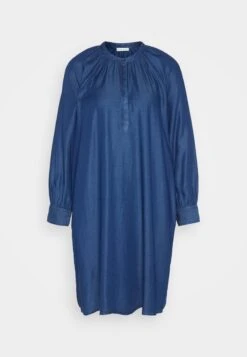 Tom Tailor Feminine DressVestito Di JeansClean Mid Stone Blue Denim Donna Vestiti TO221C0Q0-K11 12 Tom Tailor Feminine DressVestito Di JeansClean Mid Stone Blue Denim Donna Vestiti TO221C0Q0-K11 -Tom Tailor 2c1ea7cb6c7c4e18808f6f11711aa0db