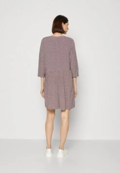 Tom Tailor Feminine V Neck Vestito EstivoBurgundy Donna Vestiti TO221C0RB-G11 10 Tom Tailor Feminine V Neck Vestito EstivoBurgundy Donna Vestiti TO221C0RB-G11 -Tom Tailor 2e309d36c4b540f4a6cf85570f7e3fe4