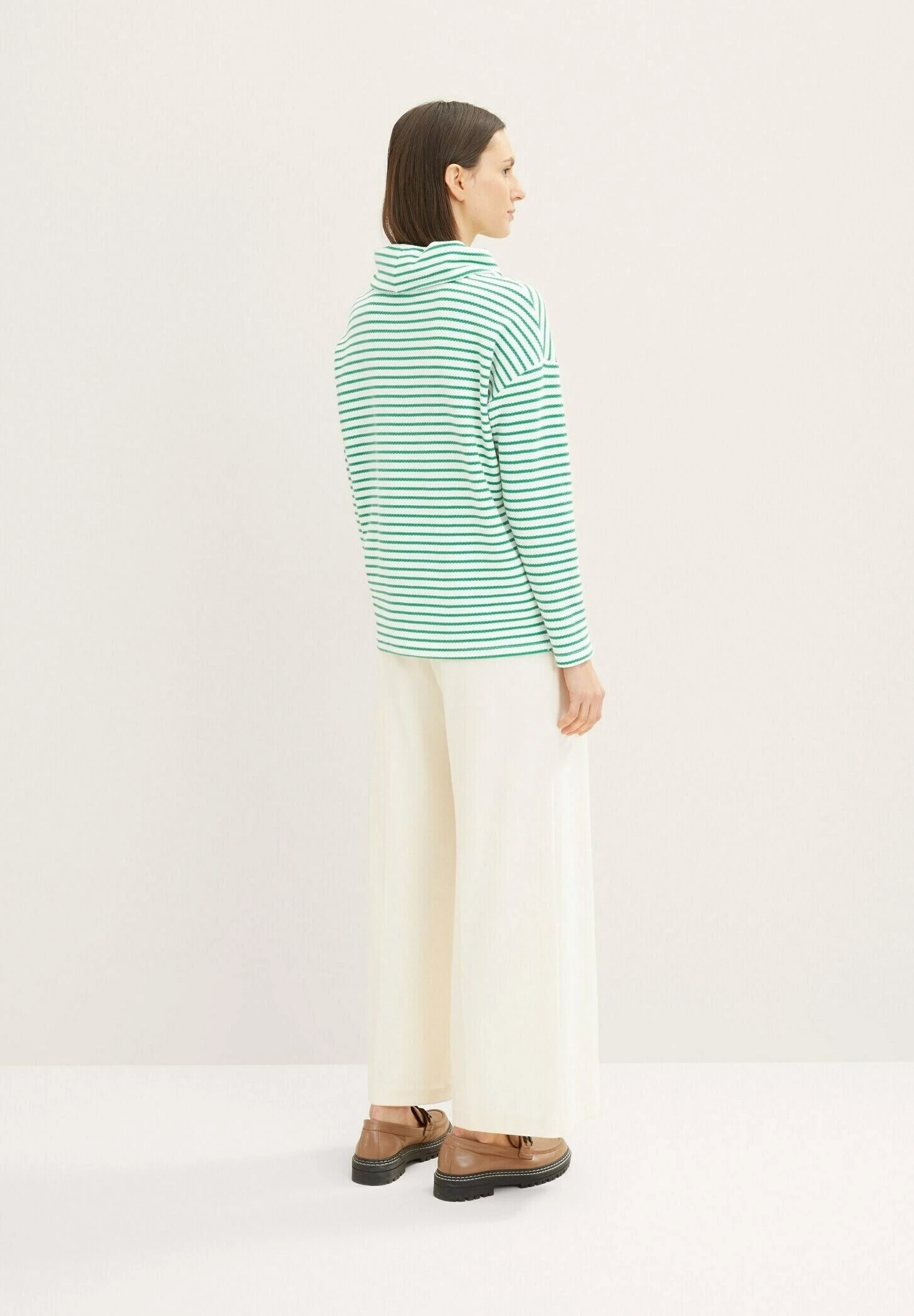 Tom Tailor StructureFelpaOff White Green Stripe Donna Felpe TO221J071-M11 5 Tom Tailor StructureFelpaOff White Green Stripe Donna Felpe TO221J071-M11 - immagine 3