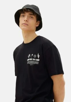 TOM TAILOR Denim Mit PrintT-Shirt Con StampaBlack Uomo T-shirt E Polo TO722O1AW-Q11 -Tom Tailor 344640d93d34422f851301bb50ca9d3c