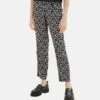Tom Tailor CroppedPantaloniBlack Small Abstract Design Donna Pantaloni TO221A0IH-Q11 1 Tom Tailor CroppedPantaloniBlack Small Abstract Design Donna Pantaloni TO221A0IH-Q11 -Tom Tailor 3c64a609d4ea4bb99af4ed94a05dfc30