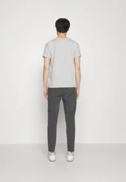 TOM TAILOR Denim TrousersChinoMid Grey Melange Uomo Pantaloni TO722E078-C11 -Tom Tailor 3d63fd28481a4cb5a024201d6b30eaab