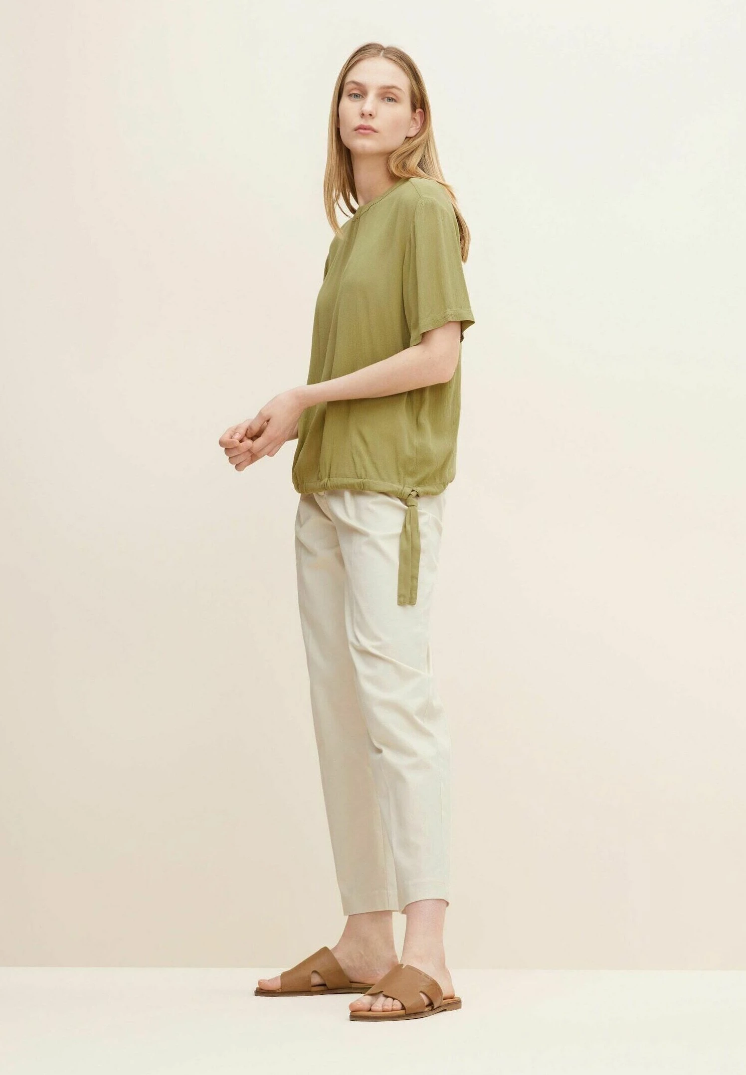 Tom Tailor CamicettaModerate Olive Donna Camicie E Bluse TO221E11J-N11 4 Tom Tailor CamicettaModerate Olive Donna Camicie E Bluse TO221E11J-N11 - immagine 2