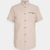 Tom Tailor Chambray ShirtCamiciaDesert Fawn/White Chambray Uomo Camicie TO222D0Z4-B11 1 Tom Tailor Chambray ShirtCamiciaDesert Fawn/White Chambray Uomo Camicie TO222D0Z4-B11 -Tom Tailor 42fbcf9f8efd4f1c8e62a0d29187c43d