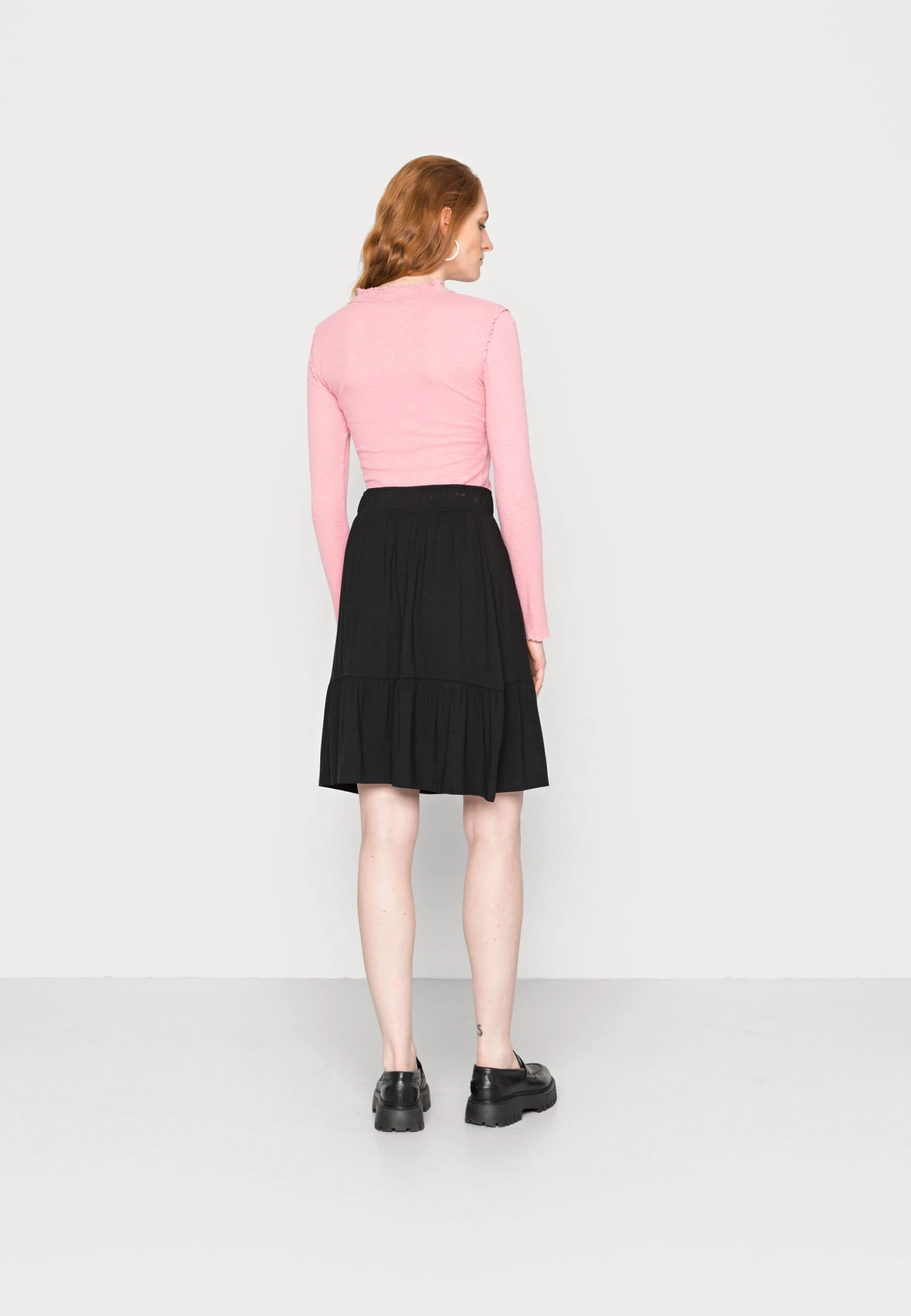 Tom Tailor Skirt With Volant - Minigonna - Deep Black 5 Tom Tailor Skirt With Volant - Minigonna - Deep Black - immagine 3