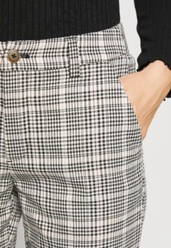 TOM TAILOR Denim Checked Cigarette PantPantaloniRose/Grey Donna Pantaloni TO721A0BG-C11 -Tom Tailor 462af960f7fb495babf5c0e61e6868cf