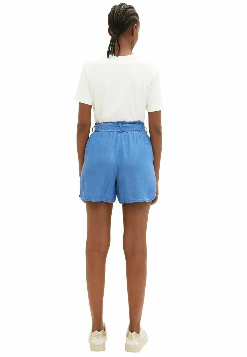 TOM TAILOR Denim Soft Shorts Di JeansBright Mid Blue Chambray Donna Jeans TO721S03V-K11 4 TOM TAILOR Denim Soft Shorts Di JeansBright Mid Blue Chambray Donna Jeans TO721S03V-K11 - immagine 2