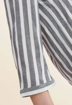 Tom Tailor StripedCamicettaOffwhite/Navy Donna Camicie E Bluse TO221E0RL-A11 11 Tom Tailor StripedCamicettaOffwhite/Navy Donna Camicie E Bluse TO221E0RL-A11 -Tom Tailor 4ac2d95e161646b8bf8cfc872633d9c1