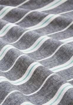 TOM TAILOR Denim Mit StreifenCamiciaNavy Big Stripe Uomo Camicie TO722D0RU-K11 13 TOM TAILOR Denim Mit StreifenCamiciaNavy Big Stripe Uomo Camicie TO722D0RU-K11 -Tom Tailor 4cddadb6cbec49bcbd659bd4f543a059