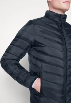 Tom Tailor Lightweight JacketGiacca Da Mezza StagioneSky Captain Blue Uomo Giacche TO222T0AW-K11 -Tom Tailor 4ebf89b3cef744f890df74dd63cecf2d