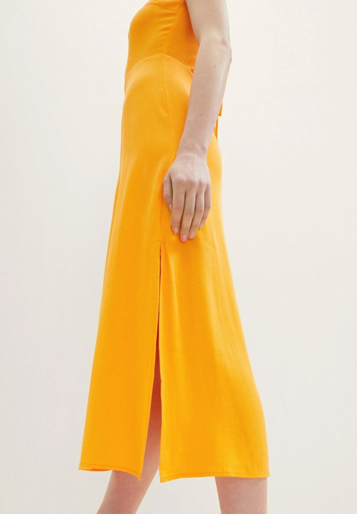 TOM TAILOR Denim Mit Cut OutsVestito EstivoBright Mango Orange Donna Vestiti TO721C0HH-H11 6 TOM TAILOR Denim Mit Cut OutsVestito EstivoBright Mango Orange Donna Vestiti TO721C0HH-H11 - immagine 4