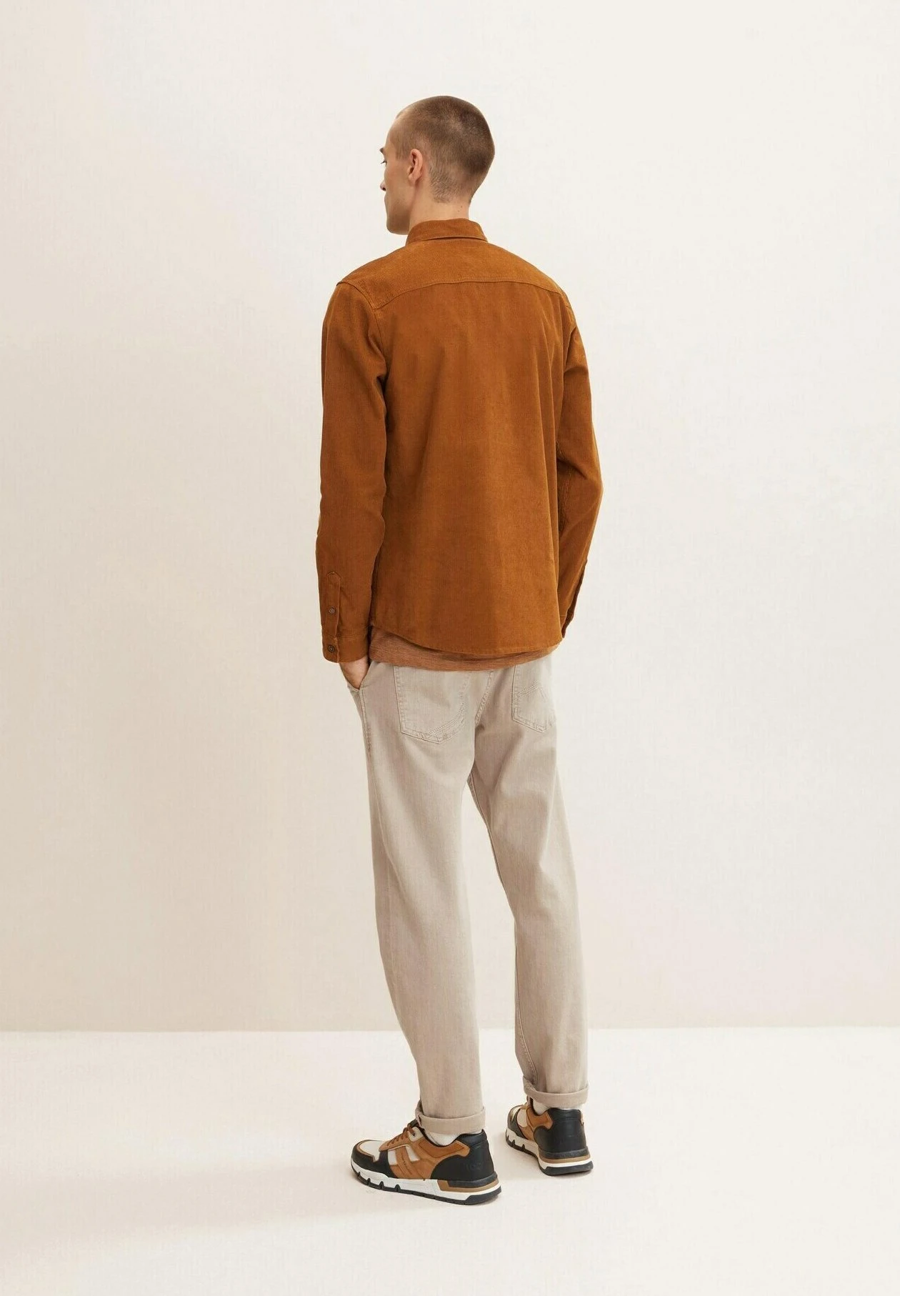 Tom Tailor Regular Fit CamiciaEquestrian Brown Uomo Camicie TO222D0Y0-O11 5 Tom Tailor Regular Fit CamiciaEquestrian Brown Uomo Camicie TO222D0Y0-O11 - immagine 3