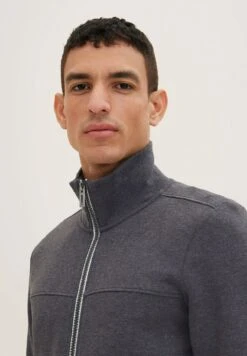 Tom Tailor Felpa Con ZipDark Grey Melange Uomo Maglieria E Felpe TO222S0GU-C11 -Tom Tailor 5b3b978597874fc6b4e7418bb0cdace4