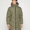 TOM TAILOR Denim Padded CoatCappotto InvernaleDusty Olive Green Uomo Cappotti TO722T07T-M11 2 TOM TAILOR Denim Padded CoatCappotto InvernaleDusty Olive Green Uomo Cappotti TO722T07T-M11 -Tom Tailor 5e4edf0ef2dc45598392f2779b5686a0