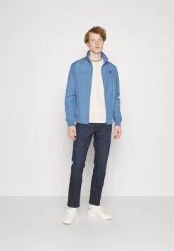 Tom Tailor LongJeans A SigarettaRinsed Blue Denim Uomo Jeans TO222G0B2-K11 -Tom Tailor 5f3bd4304ecd4139aff5373aa76ee898