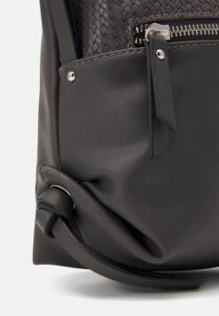 Tom Tailor Elin Crochetcross BagBorsa A TracollaDark Grey Donna Borse TO251H0X9-C11 10 Tom Tailor Elin Crochetcross BagBorsa A TracollaDark Grey Donna Borse TO251H0X9-C11 -Tom Tailor 624f0c4f440c4d60998d1619f63f7aec