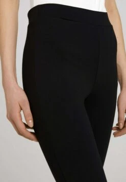 TOM TAILOR Denim Pantaloni SportiviDeep Black Donna Pantaloni TO721A0AH-Q11 14 TOM TAILOR Denim Pantaloni SportiviDeep Black Donna Pantaloni TO721A0AH-Q11 -Tom Tailor 640fbe75dbdb490bb6135fae7bb69ba3