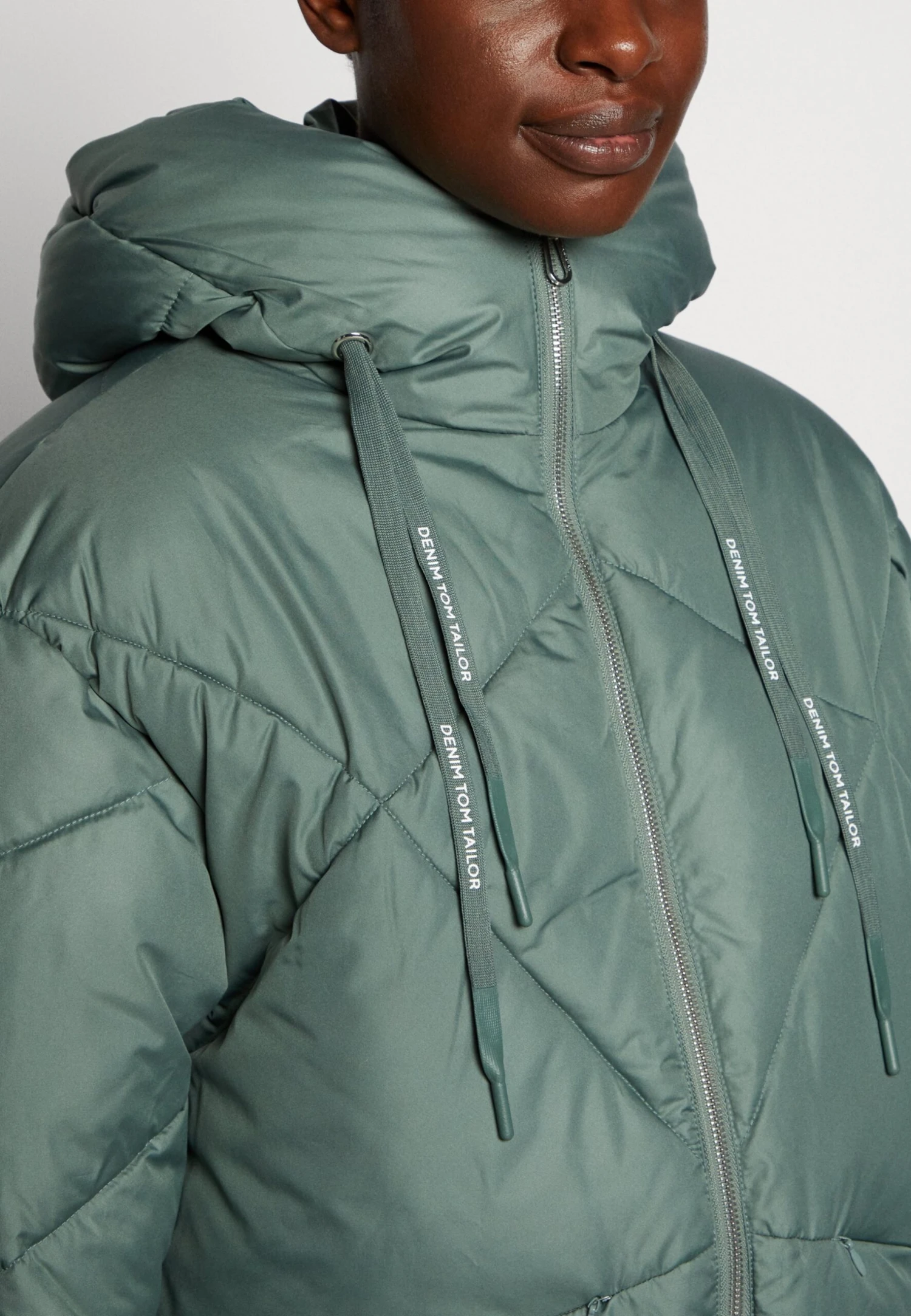 TOM TAILOR Denim Modern Short Giacca InvernaleGreen Dust Donna Giacche E Blazer TO721U04G-M11 8 TOM TAILOR Denim Modern Short Giacca InvernaleGreen Dust Donna Giacche E Blazer TO721U04G-M11 - immagine 6