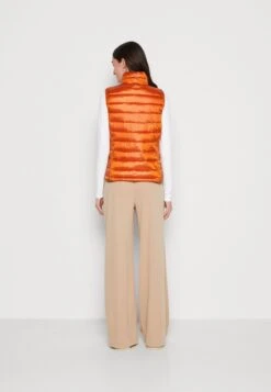 Tom Tailor Ultra Lightweight VestSmanicatoGold Flame Orange Donna Giacche E Blazer TO221U08D-H11 10 Tom Tailor Ultra Lightweight VestSmanicatoGold Flame Orange Donna Giacche E Blazer TO221U08D-H11 -Tom Tailor 679e819a2a5a40d08b07132995e7b06b