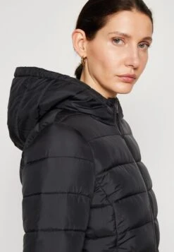 TOM TAILOR Denim Lightweight PufferCappotto InvernaleDeep Black Donna Cappotti TO721U053-Q11 -Tom Tailor 6803542e2c9745ff8e9196173fd7c40c