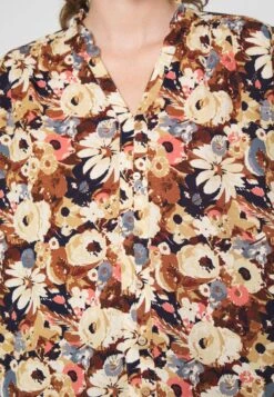 Tom Tailor With Frill EdgeCamicettaBeige Floral Design Donna Camicie E Bluse TO221E10Z-B11 -Tom Tailor 6dd3ece7a05a416697ebec6f8ae65fb1