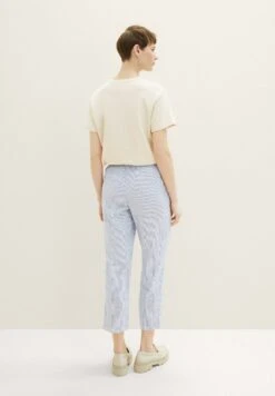 TOM TAILOR Denim Tapered Fit PantaloniWhite Blue Vertical Stripe Donna Pantaloni TO721A0BP-K11 -Tom Tailor 706a65bf9a734cfcac582ffd1fdb0fc3