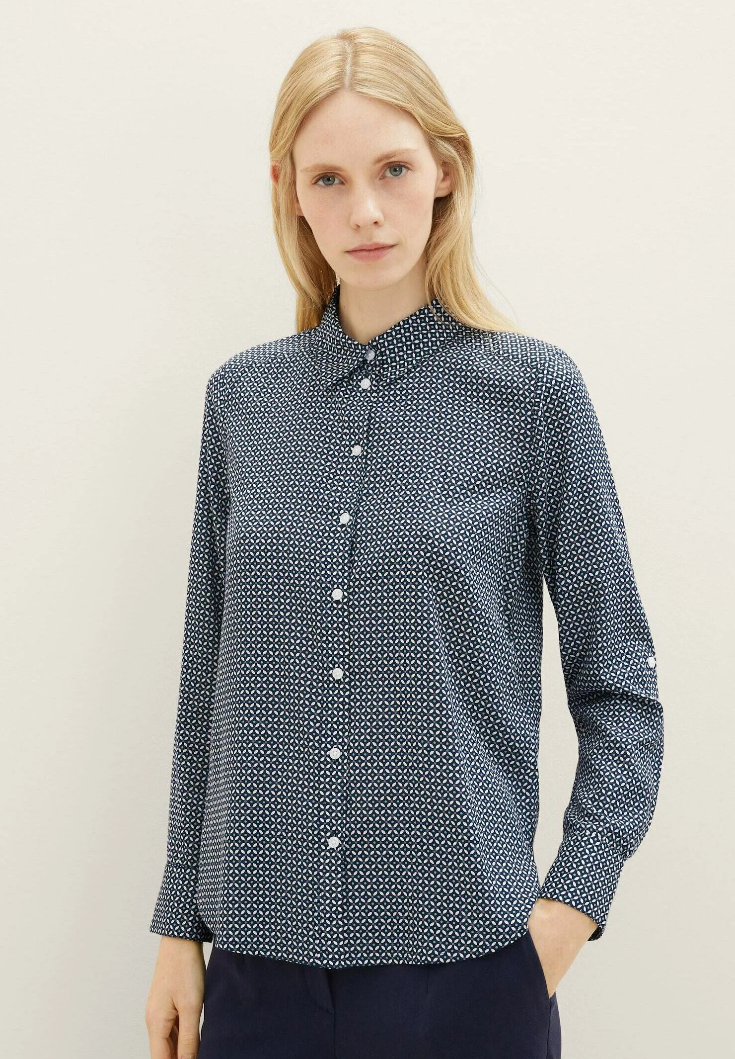 Tom Tailor Mit PrintCamiciaNavy Geometrical Design Donna Camicie E Bluse TO221E17L-K11 3 Tom Tailor Mit PrintCamiciaNavy Geometrical Design Donna Camicie E Bluse TO221E17L-K11