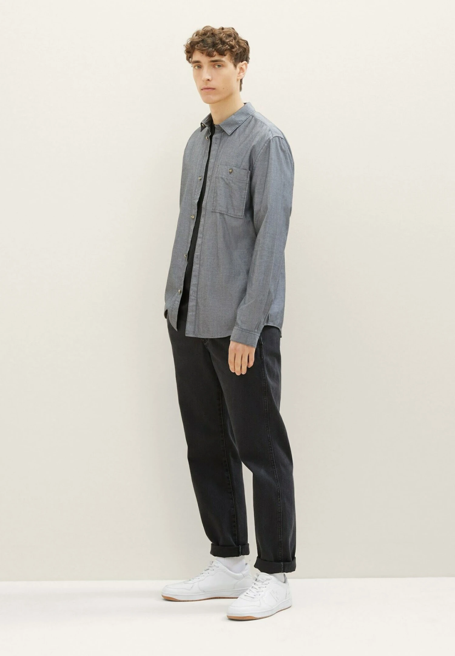 TOM TAILOR Denim Mit BrusttascheCamiciaBlack Mini Herringbone Uomo Camicie TO722D0S3-Q11 4 TOM TAILOR Denim Mit BrusttascheCamiciaBlack Mini Herringbone Uomo Camicie TO722D0S3-Q11 - immagine 2