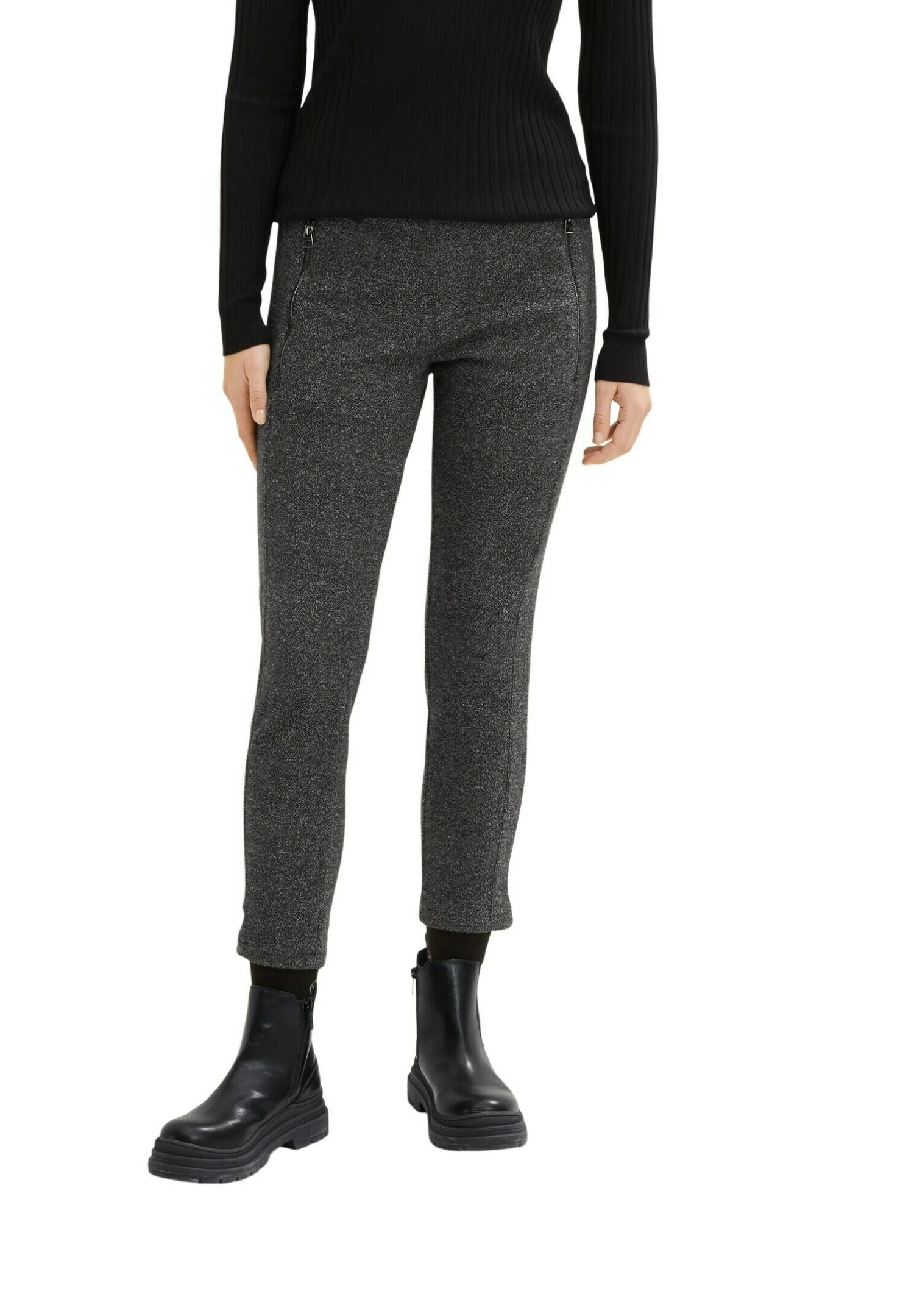 Tom Tailor Pantaloni SportiviBlack White Structure Design Donna Pantaloni TO221A0I3-Q11 10 Tom Tailor Pantaloni SportiviBlack White Structure Design Donna Pantaloni TO221A0I3-Q11 - immagine 8