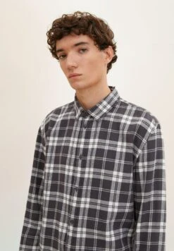 TOM TAILOR Denim CamiciaCoal Grey Light Beige Check Uomo Camicie TO722D0R2-C11 11 TOM TAILOR Denim CamiciaCoal Grey Light Beige Check Uomo Camicie TO722D0R2-C11 -Tom Tailor 7adf27f696c645ea81caf32a70661bf9