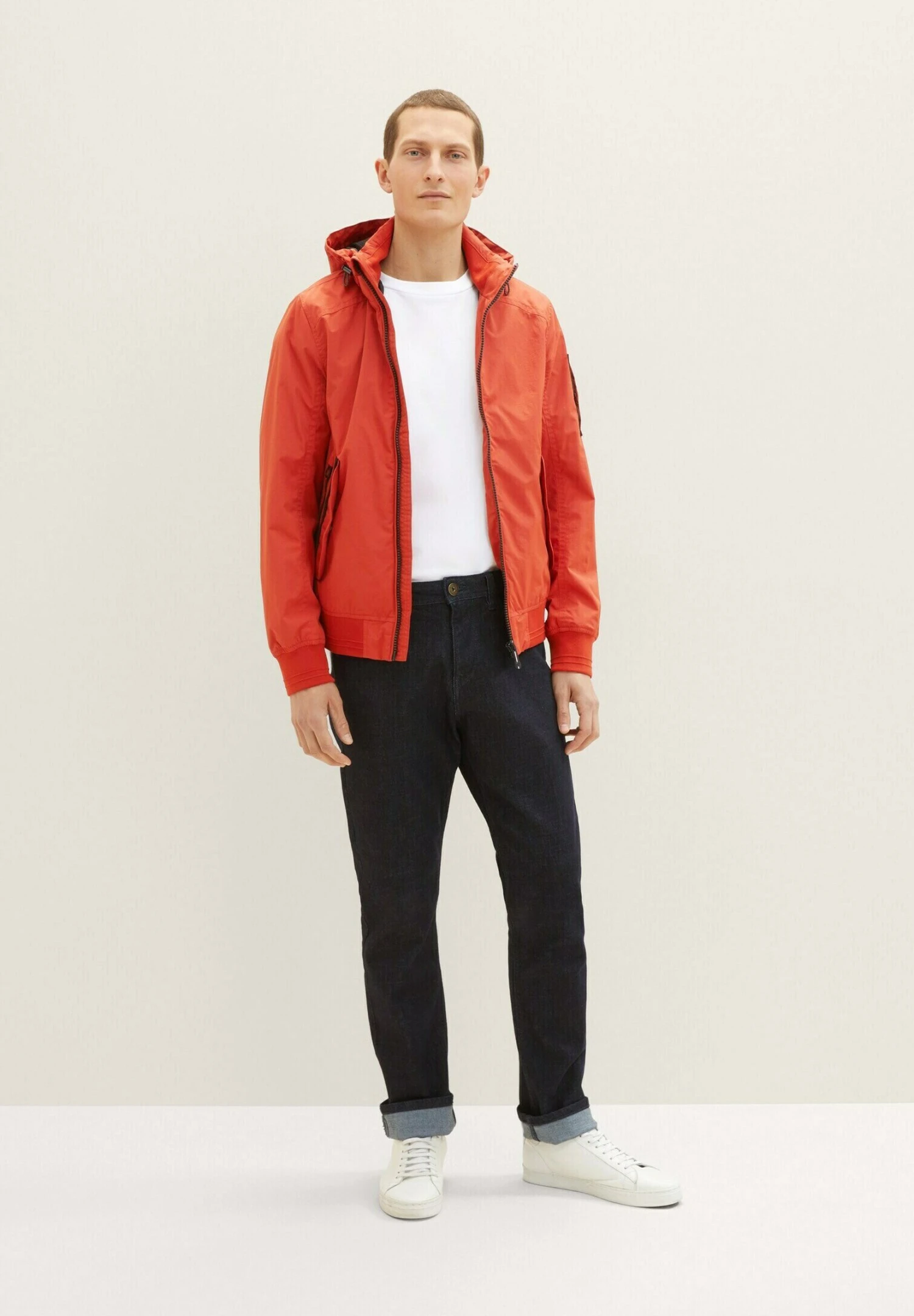 Tom Tailor Giacca LeggeraRooibos Orange Uomo Giacche TO222T0E7-G11 4 Tom Tailor Giacca LeggeraRooibos Orange Uomo Giacche TO222T0E7-G11 - immagine 2