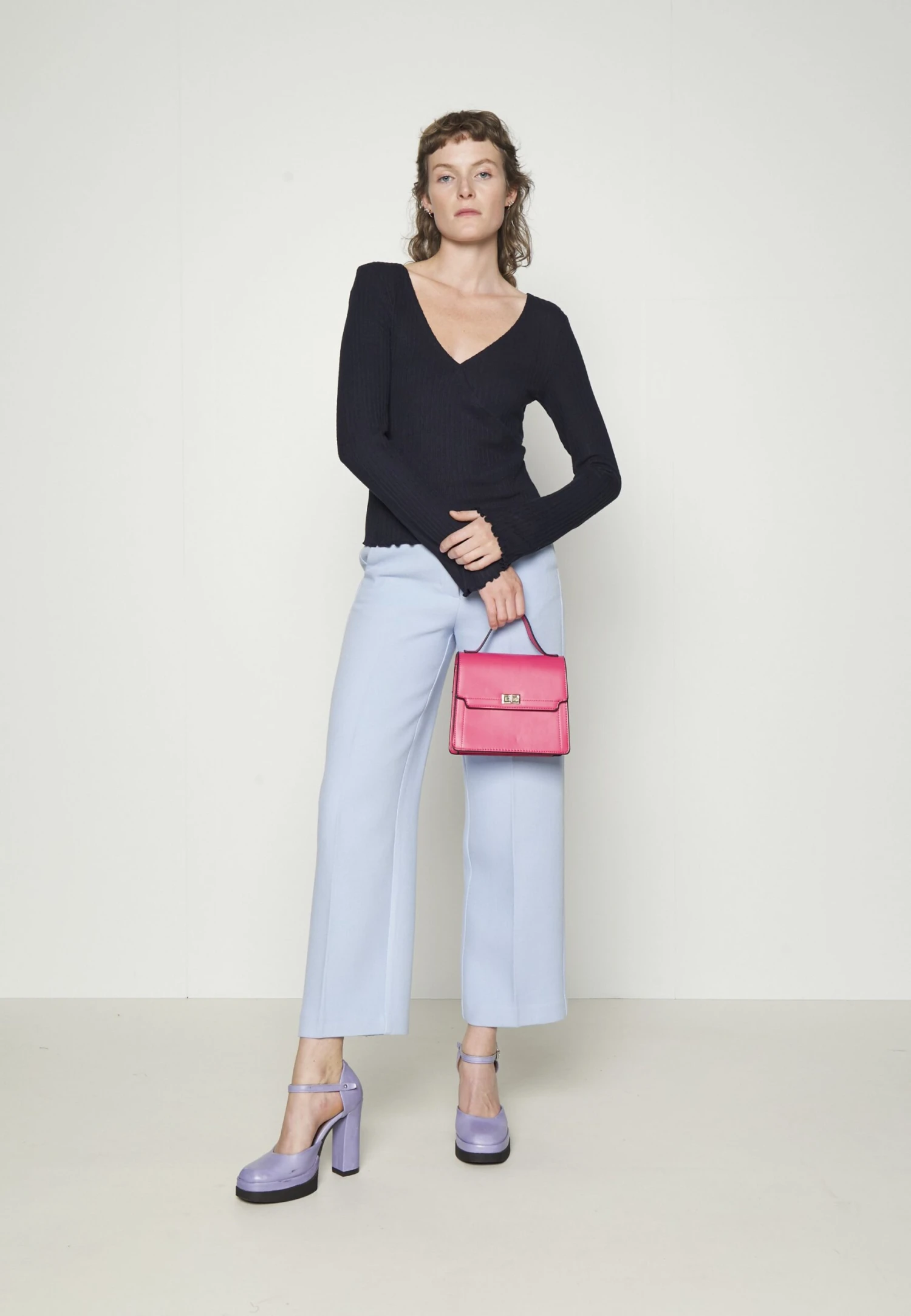 TOM TAILOR Denim Maglietta A Manica LungaSky Captain Blue Donna T-shirt E Top TO721D0ZP-K11 4 TOM TAILOR Denim Maglietta A Manica LungaSky Captain Blue Donna T-shirt E Top TO721D0ZP-K11 - immagine 2