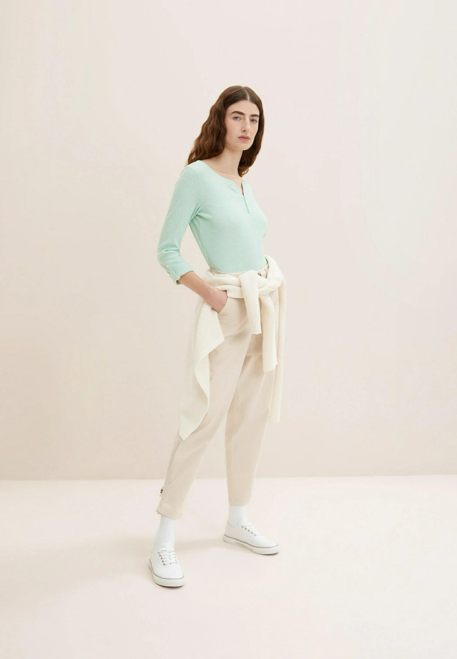 Tom Tailor Longsleeve Stripe HenleyMaglietta A Manica LungaOffwhite Green Stripe Donna T-shirt E Top TO221D152-M12 4 Tom Tailor Longsleeve Stripe HenleyMaglietta A Manica LungaOffwhite Green Stripe Donna T-shirt E Top TO221D152-M12 - immagine 2