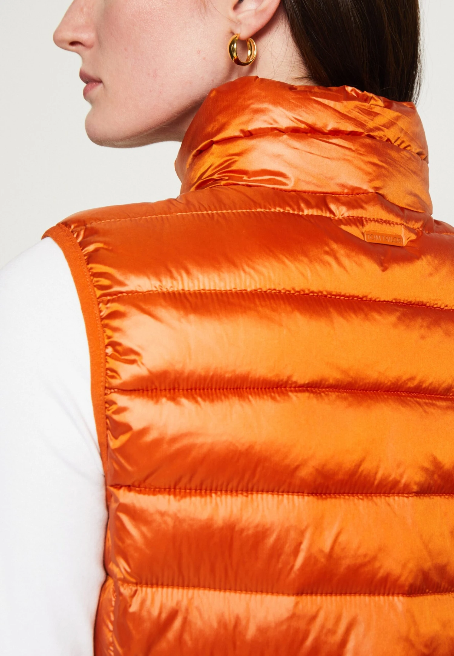 Tom Tailor Ultra Lightweight VestSmanicatoGold Flame Orange Donna Giacche E Blazer TO221U08D-H11 8 Tom Tailor Ultra Lightweight VestSmanicatoGold Flame Orange Donna Giacche E Blazer TO221U08D-H11 - immagine 6