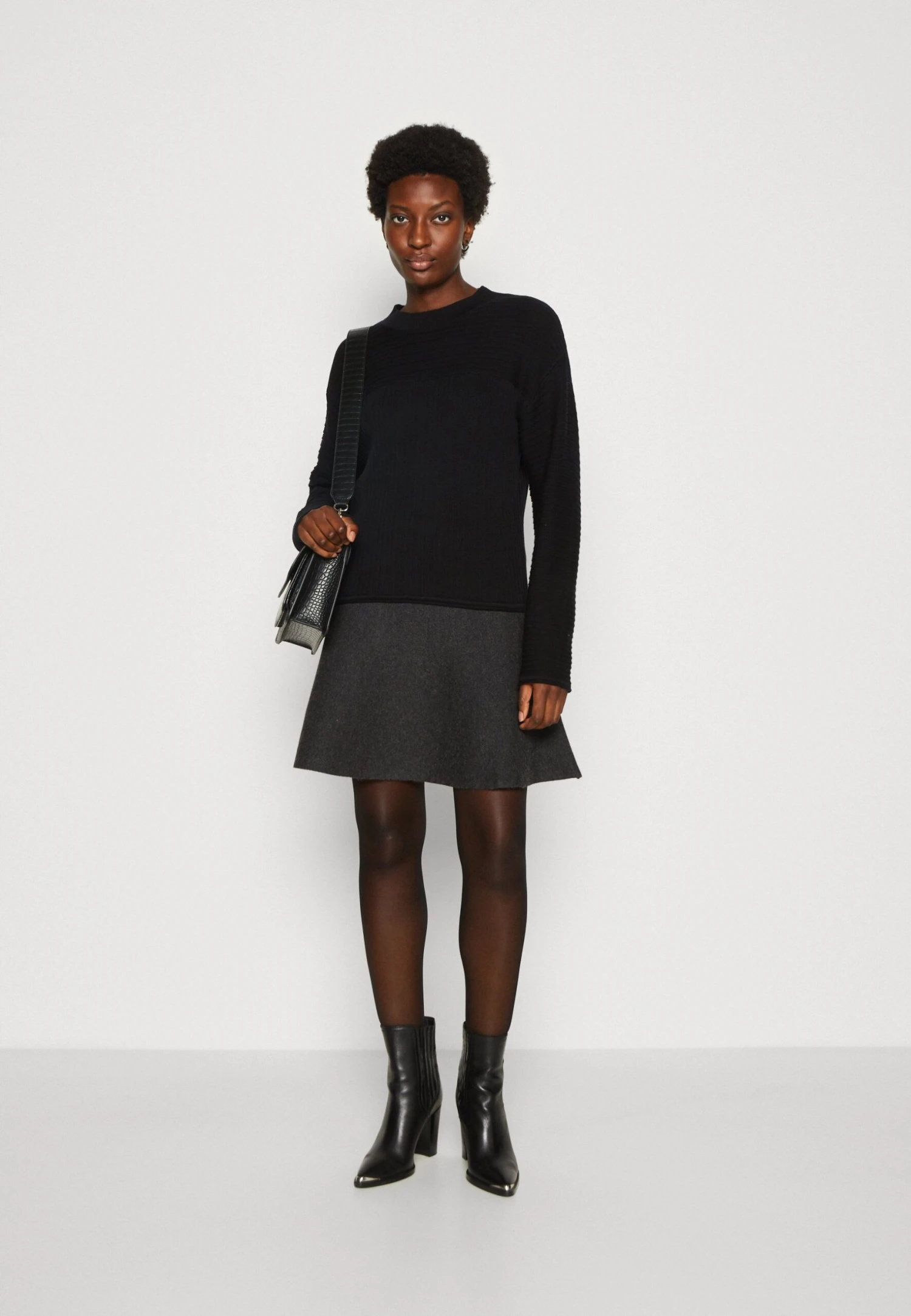 TOM TAILOR Denim Skater SkirtGonna A CampanaShale Grey Melange Donna Gonne TO721B07K-C11 4 TOM TAILOR Denim Skater SkirtGonna A CampanaShale Grey Melange Donna Gonne TO721B07K-C11 - immagine 2