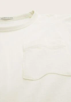 Tom Tailor Mit BrusttascheT-Shirt BasicWool White Bambini T-shirt & Top TO224G0XR-A11 7 Tom Tailor Mit BrusttascheT-Shirt BasicWool White Bambini T-shirt & Top TO224G0XR-A11 -Tom Tailor 8a2ade8cf0e24f7a83d68c2fcfb8ba82