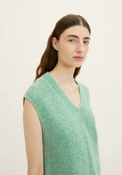 Tom Tailor In Melange-OptikTopVivid Leaf Green Melange Donna T-shirt E Top TO221D1I4-M11 11 Tom Tailor In Melange-OptikTopVivid Leaf Green Melange Donna T-shirt E Top TO221D1I4-M11 -Tom Tailor 8c80e32d88ce4b0982712d9b10061fb4