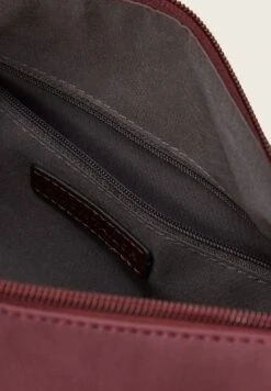 Tom Tailor Ronda HoboBorsa A ManoBordeaux Donna Borse TO251H144-G11 -Tom Tailor 8eadddf9b33b41e789262cd8e4541b3f