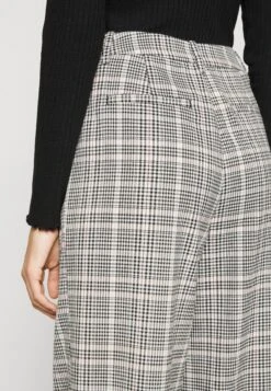 TOM TAILOR Denim Check Wide Leg PantPantaloniRose/Grey Donna Pantaloni TO721A0BD-C11 -Tom Tailor 8ef1bb3dc7f8403d8cf8e500e407d8cf